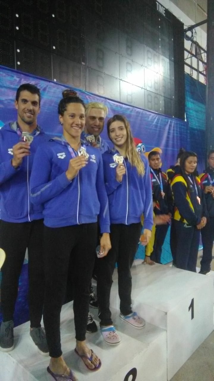 Selección_Argentina_Natación_Mixta.jpeg